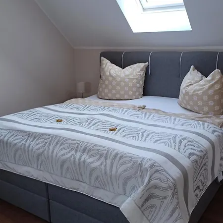 Heim Apartment *